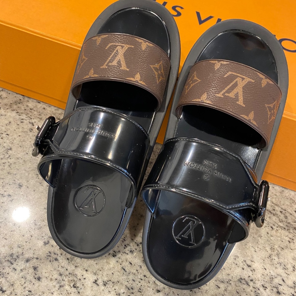 Louis Vuitton Sunbath Flat Mule - Picture 2 of 12